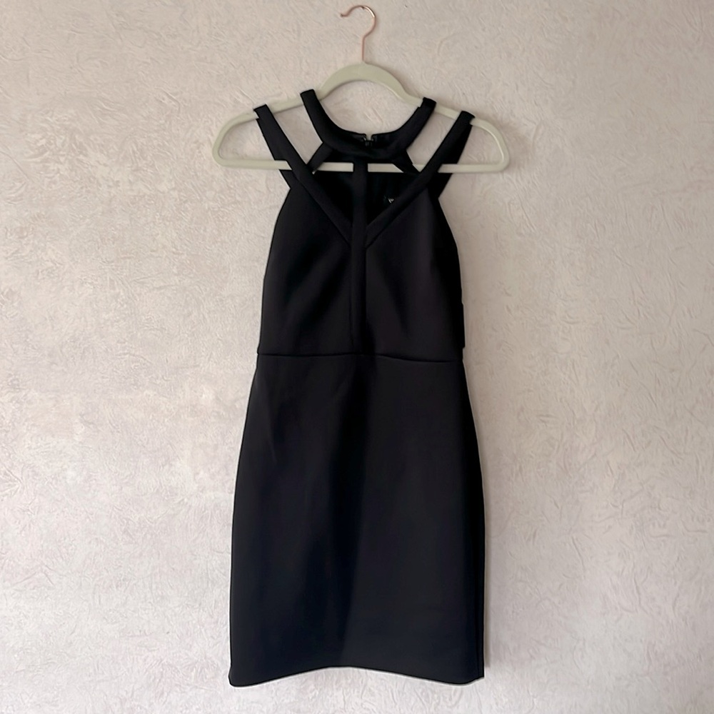 Guess cocktail cutout dress in black (size 4) NWT